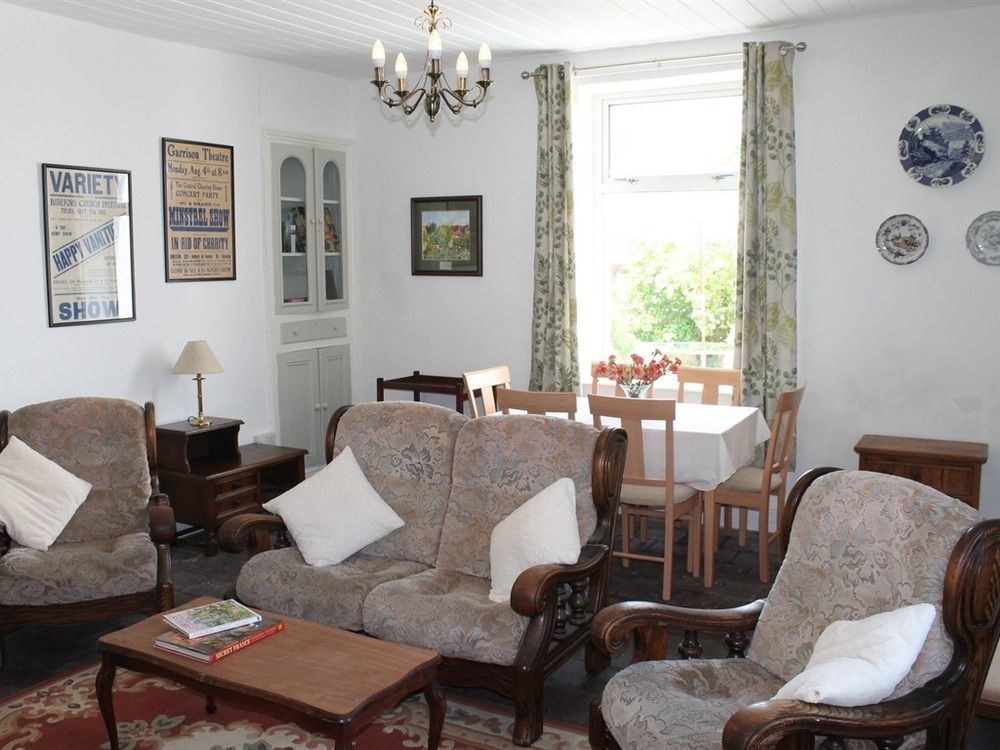 Glasfryn Guest House Llanybydder Exterior photo